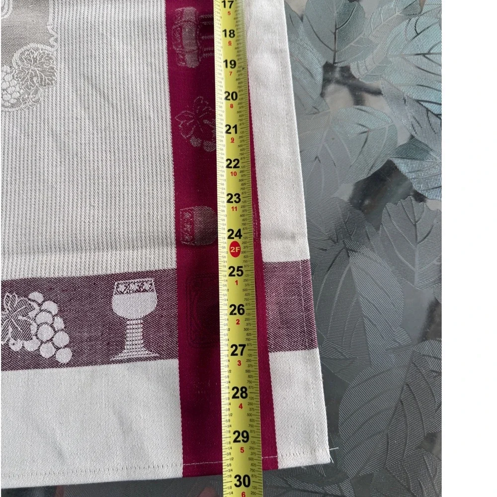 Vintage Jacquard Tea Towel Wine Grapes Burgundy Cream Cotton Linen Kitchen Decor